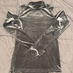 Aeropostale Silver Velvet Cold Shoudler Long Sleeve Top (XS)